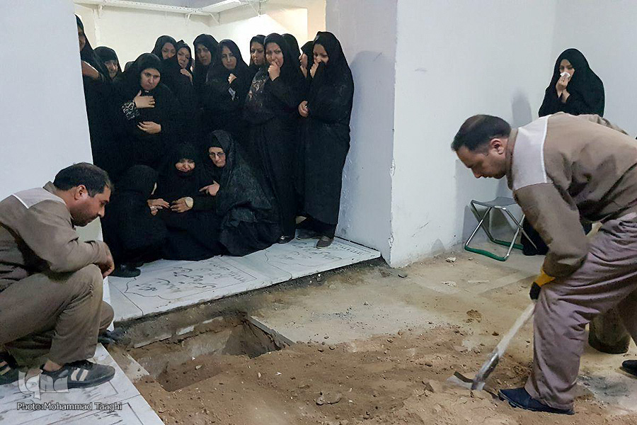 پیکر پیشکسوت قرآن کریم در حرم رضوی آرام گرفت