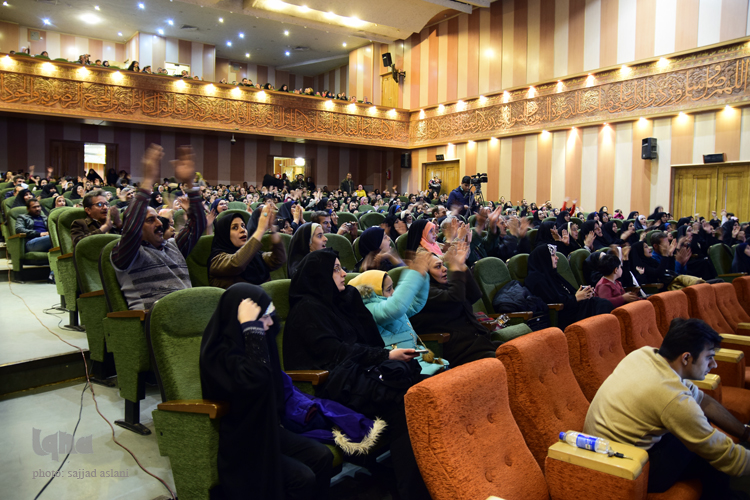 جشنوتاره ی قرآنی آوای قدسیان