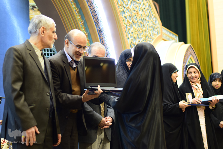 جشنوتاره ی قرآنی آوای قدسیان