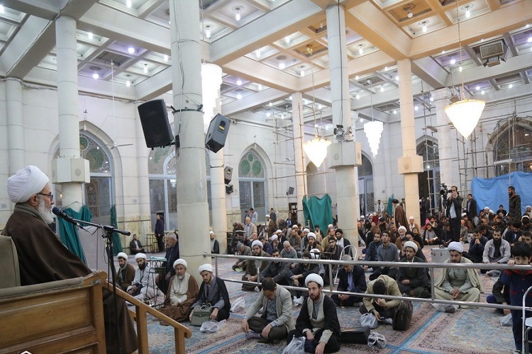مراسم بزرگداشت آیتالله انصاری شیرازی برگزار شد مراسم بزرگداشت آیتالله انصاری شیرازی برگزار شد