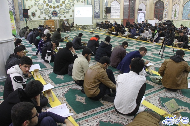 گزارش تصویری محفل انس با قرآن در شهرکرد
