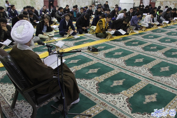 گزارش تصویری محفل انس با قرآن در شهرکرد
