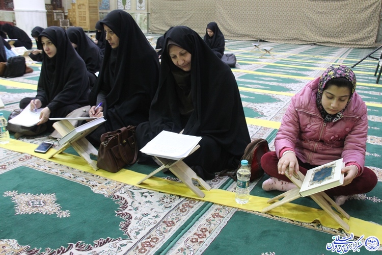 گزارش تصویری محفل انس با قرآن در شهرکرد