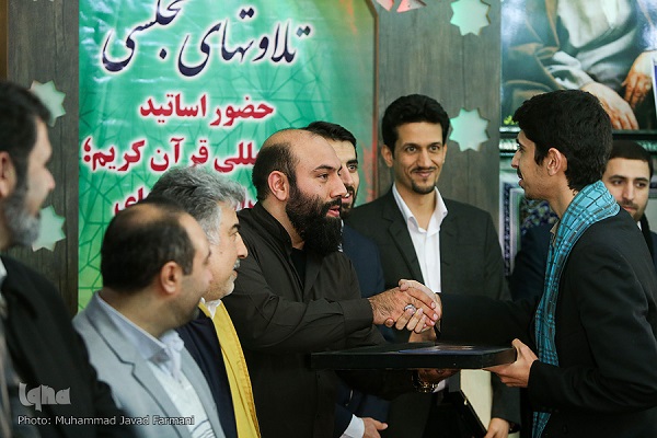 سیدعباس حسینی؛ نفر برتر جشنواره تلاوت‌های مجلسی