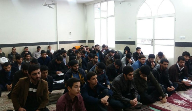 گزارش تصویری آئین تجلیل از پژوهشگران مدرسه علمیه کوهدشت