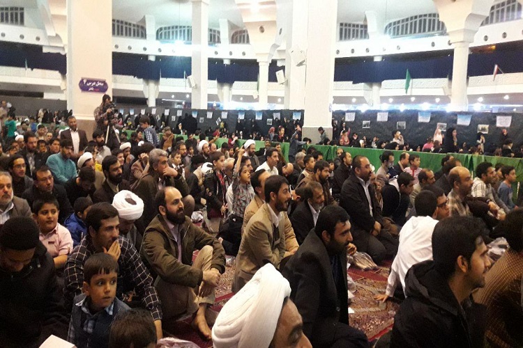 حافظان و فعالان قرآنی موسسه اباصالح تجلیل شدند حافظان و فعالان قرآنی موسسه اباصالح تجلیل شدند