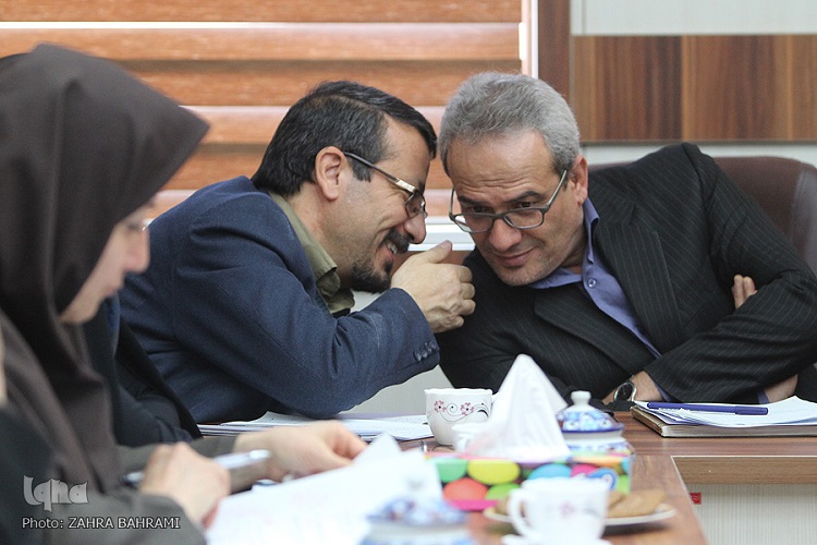 میزگرد تخصصی &laquo;خشونت در خانواده &raquo; در ایکنا مرکزی برگزار شد