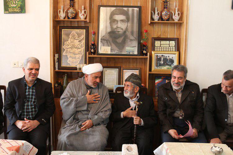 دیدار مدیر کل بنیاد شهید خراسان&zwnj;جنوبی با خانواده جانبازان