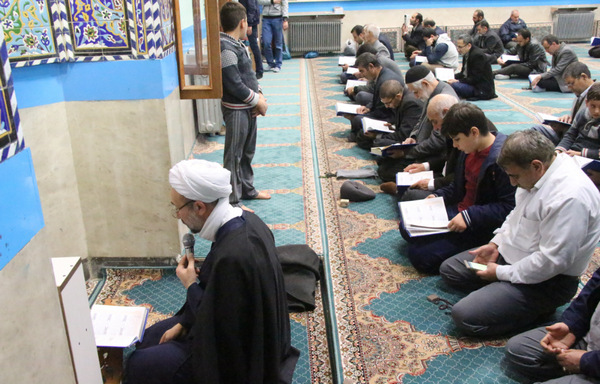 گزارش تصویری طرح «تلاوت نور» در کوهدشت گزارش تصویری طرح «تلاوت نور» در کوهدشت