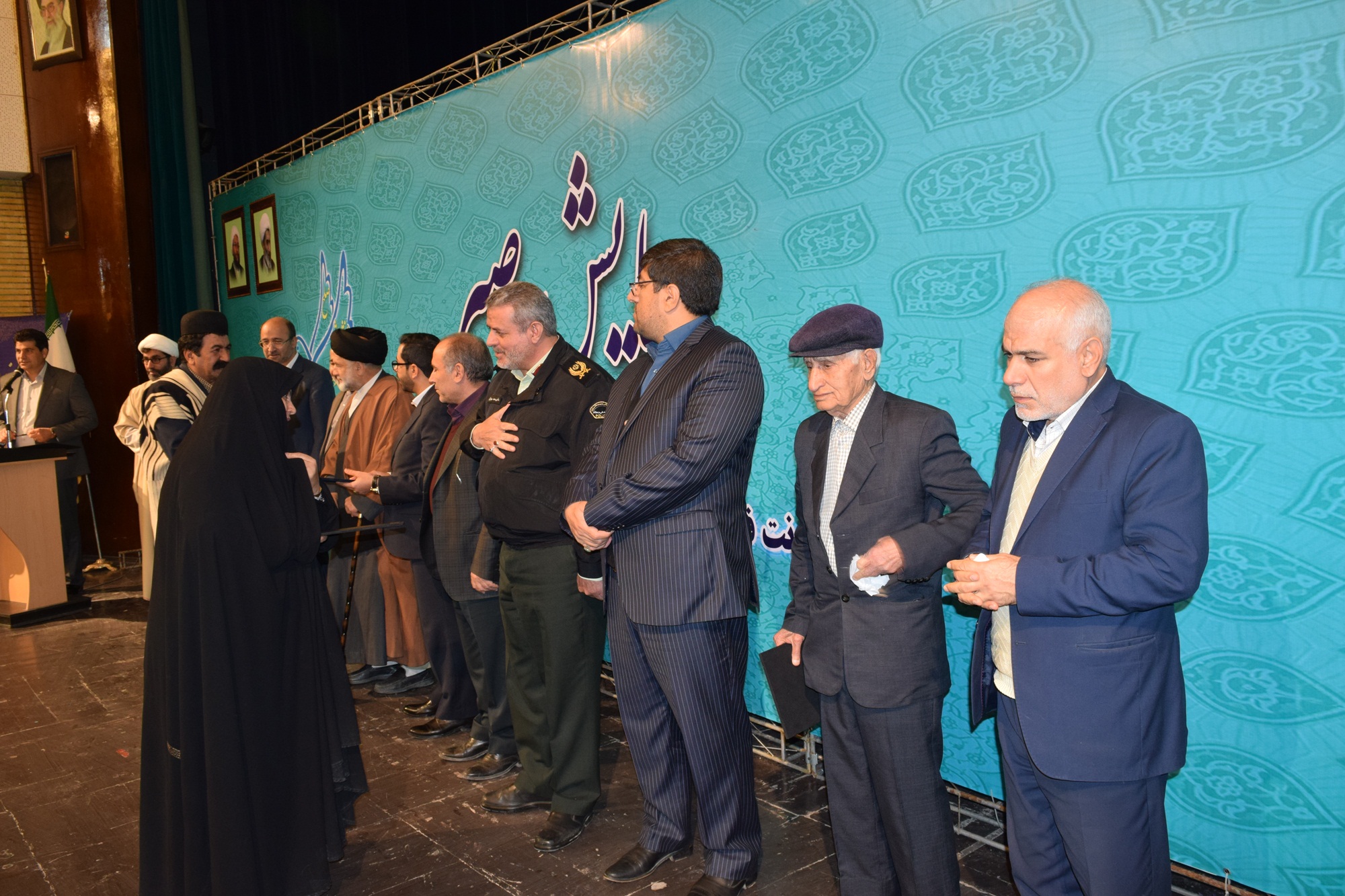 برگزاری همایش &laquo;صبر&raquo; با هدف ترویج صلح، بخشش و رضایت در لرستان + عکس