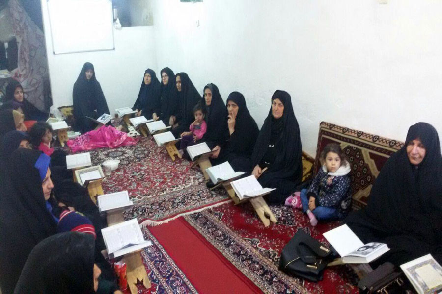 گزارش تصویری جلسات قرآن خانگی خرم&zwnj;آباد/دی ماه 96