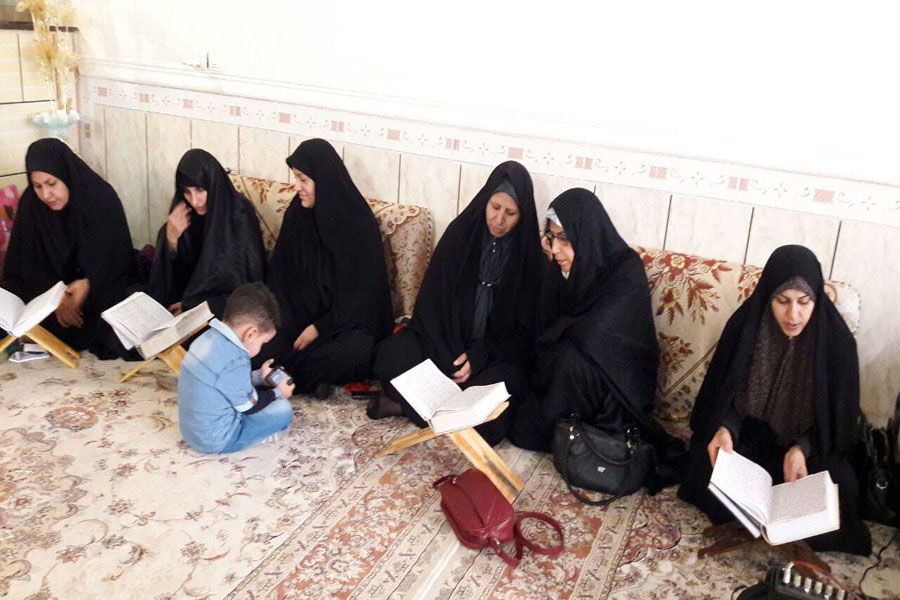 گزارش تصویری جلسات قرآن خانگی خرم&zwnj;آباد/دی ماه 96