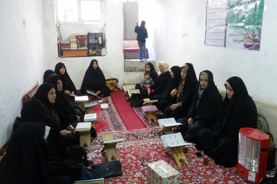 گزارش تصویری جلسات قرآن خانگی خرم&zwnj;آباد/دی ماه 96
