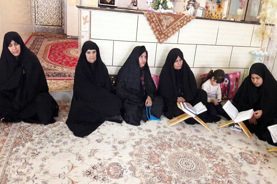 گزارش تصویری جلسات قرآن خانگی خرم&zwnj;آباد/دی ماه 96