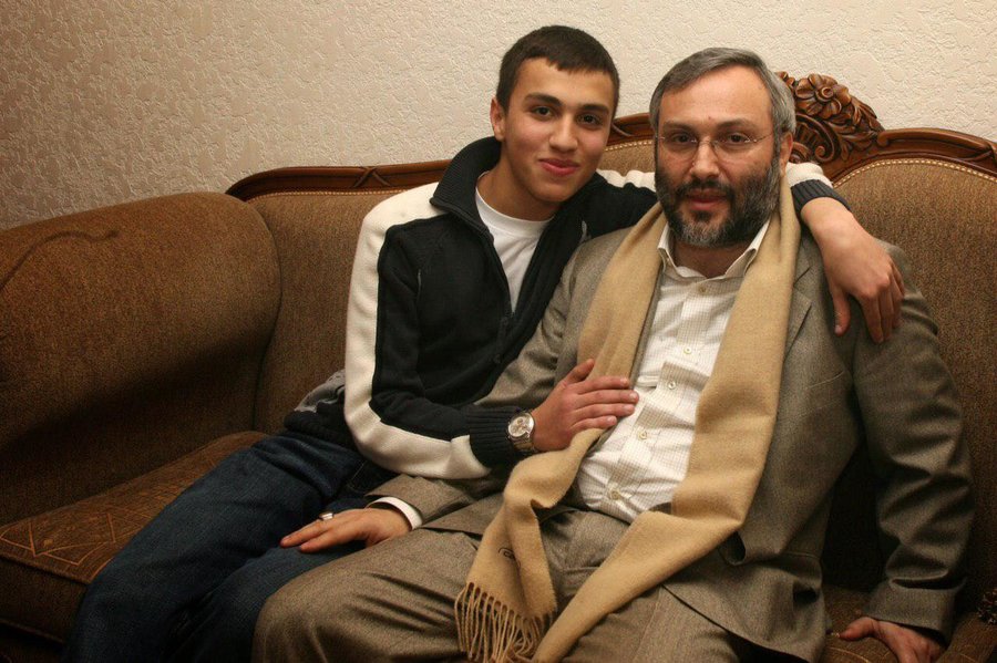 جمعه//معرفی یک ژن خوب/آقازادهای که زندگی خود را وقف مبارزه با ظلم کرد جمعه//معرفی یک ژن خوب/آقازادهای که زندگی خود را وقف مبارزه با ظلم کرد