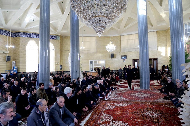 مراسم یادبود مرحوم بهرام اتحاد، یکی از جان باختگان کشتی سانچی+تصاویر