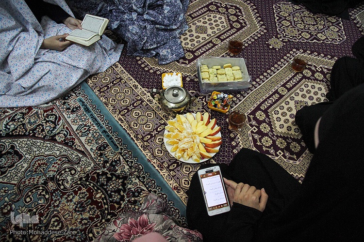 شبنشینی دانشجویی با طعم قرآن شبنشینی دانشجویی با طعم قرآن