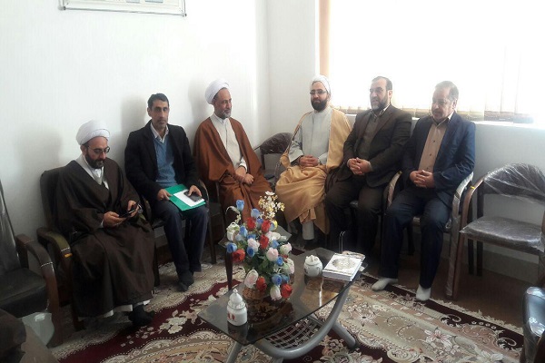 ترویج طرح «خانههای نور» در شهرستان سمیرم ترویج طرح «خانههای نور» در شهرستان سمیرم