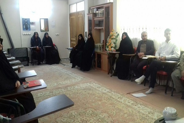 نشست مدیران مؤسسات قرآنی شهرستان شیروان برپا شد