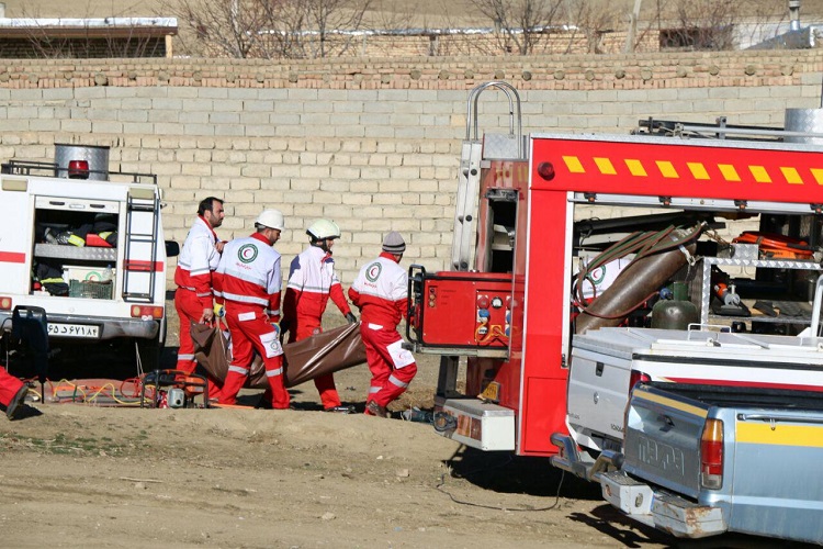 نمایش آمادگی دستگاه های امدادی شهرستان سلماس طی مانور فرضی زلزله نمایش آمادگی دستگاه های امدادی شهرستان سلماس طی مانور فرضی زلزله
