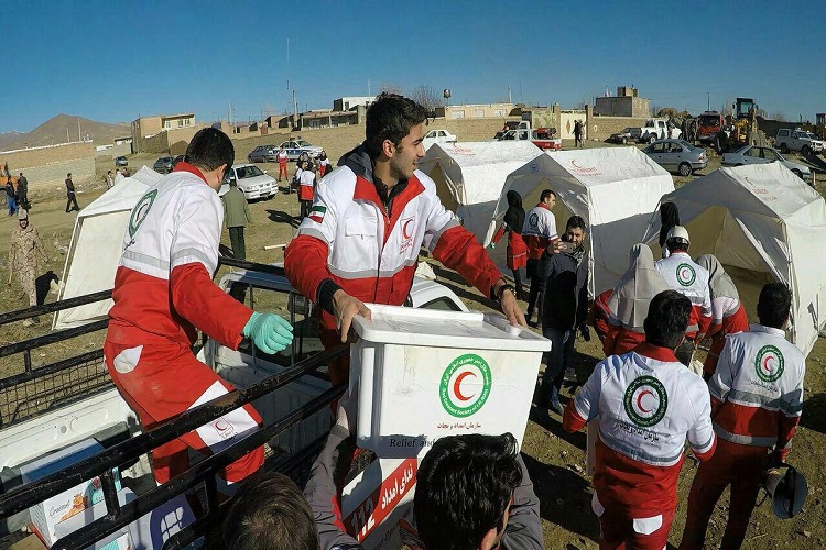 نمایش آمادگی دستگاه های امدادی شهرستان سلماس طی مانور فرضی زلزله نمایش آمادگی دستگاه های امدادی شهرستان سلماس طی مانور فرضی زلزله