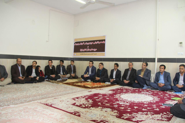 گزارش تصویری نشست هم&zwnj;اندیشی حوزه علمیه و آموزش و پرورش کوهدشت