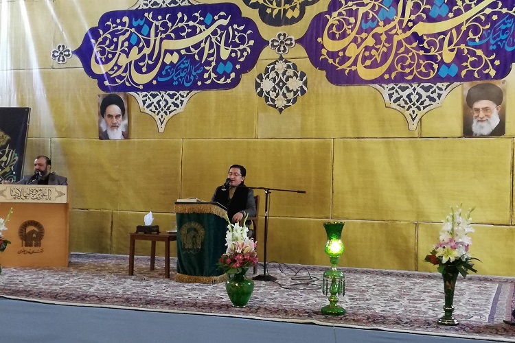 محفل قرآنی حرم رضوی در شام وفات بانوی موسوی محفل قرآنی حرم رضوی در شام وفات بانوی موسوی