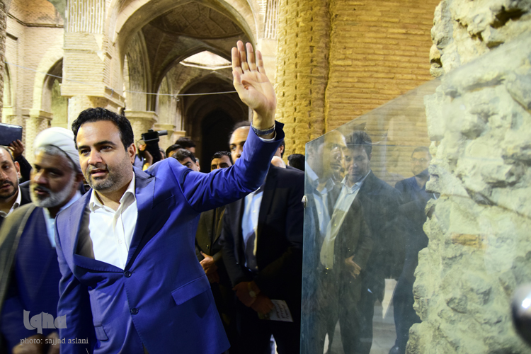 بازدید متولیان و خادمان بقاع متبرکه کشور های اسلامی از بقاع متبرکه استان اصفهان بازدید متولیان و خادمان بقاع متبرکه کشور های اسلامی از بقاع متبرکه استان اصفهان