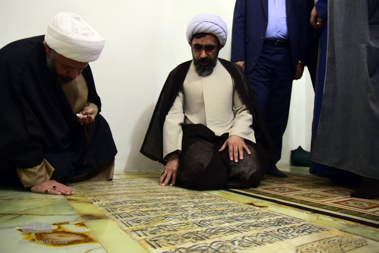 بازدید متولیان و خادمان بقاع متبرکه کشور های اسلامی از بقاع متبرکه استان اصفهان بازدید متولیان و خادمان بقاع متبرکه کشور های اسلامی از بقاع متبرکه استان اصفهان