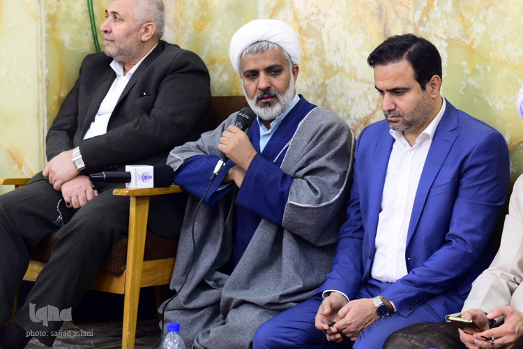 بازدید متولیان و خادمان بقاع متبرکه کشور های اسلامی از بقاع متبرکه استان اصفهان بازدید متولیان و خادمان بقاع متبرکه کشور های اسلامی از بقاع متبرکه استان اصفهان