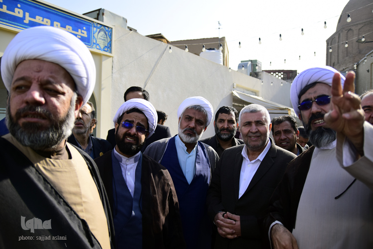 بازدید متولیان و خادمان بقاع متبرکه کشور های اسلامی از بقاع متبرکه استان اصفهان بازدید متولیان و خادمان بقاع متبرکه کشور های اسلامی از بقاع متبرکه استان اصفهان