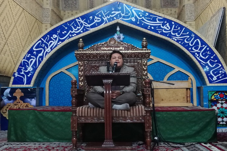 برگزاری محفل قرآنی و نمایشگاه 9دی در حرم رضوی