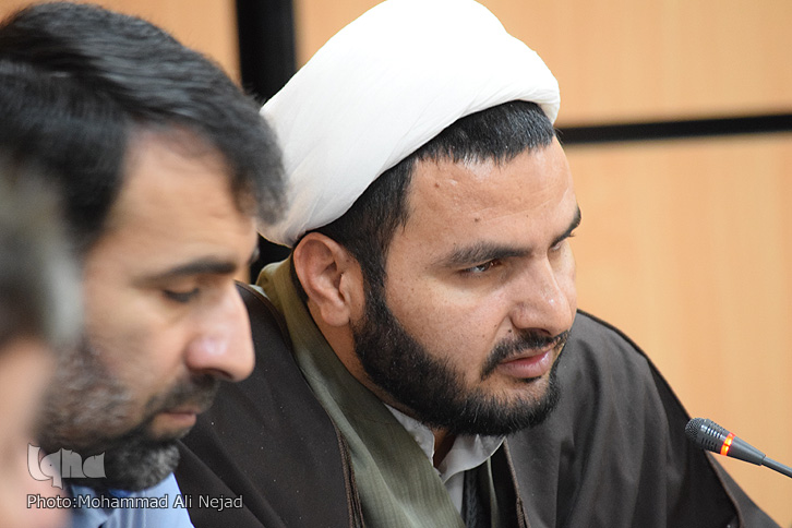 برگزاری جلسه کمیته قرآنی ستاد دهه فجر لرستان + عکس برگزاری جلسه کمیته قرآنی ستاد دهه فجر لرستان + عکس