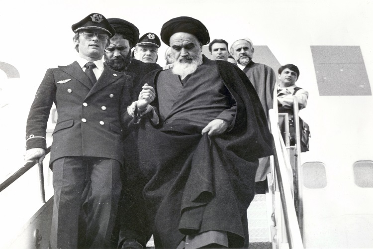 پرواز انقلاب یک حرکت جهادی بود
