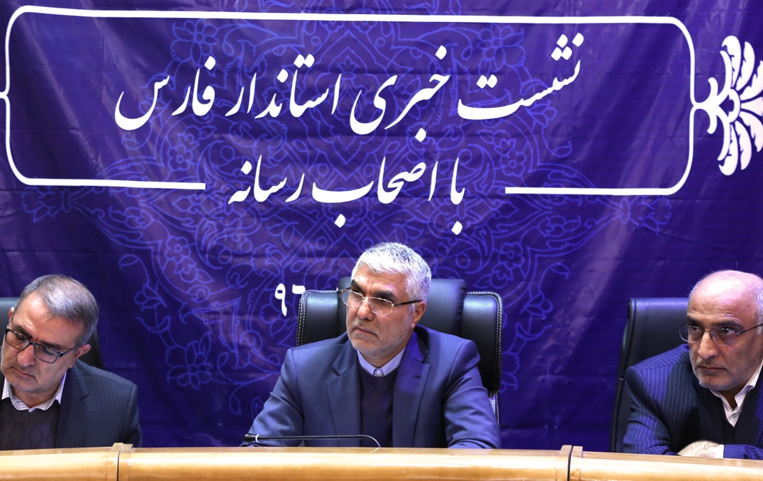 بهره&zwnj;برداری 1578 پروژه در ایام دهه فجر/ تسهیل اجرای طرح توسعه حرم شاهچراغ(ع)