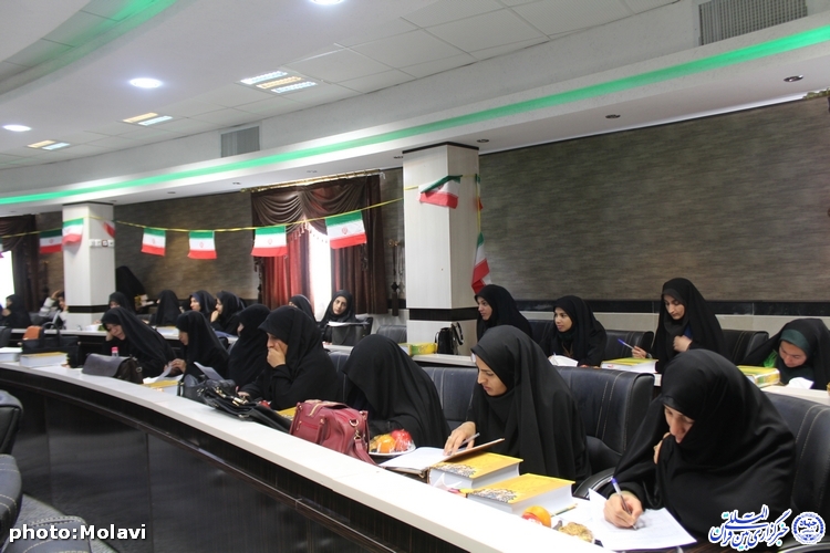 گزارش تصویری کارگاه آموزشی &zwnj;پژوهی قرآن و سبک زندگی در چهارمحال و بختیاری