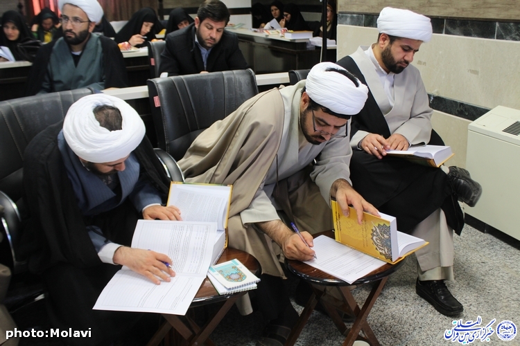 گزارش تصویری کارگاه آموزشی &zwnj;پژوهی قرآن و سبک زندگی در چهارمحال و بختیاری