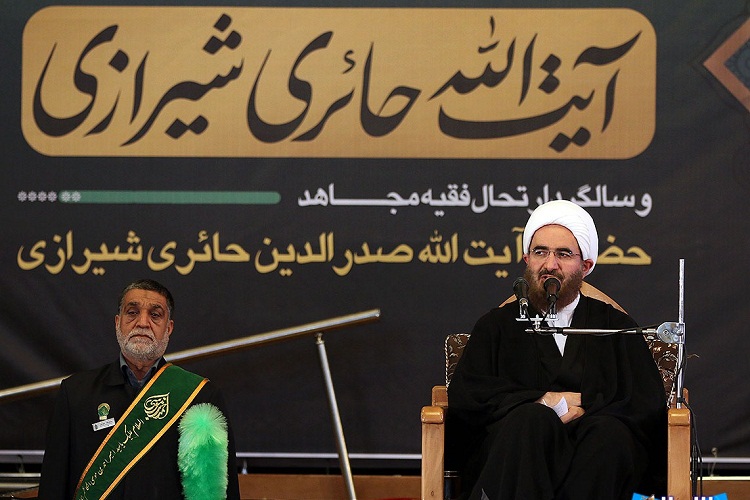 برپایی مراسم اربعین فراق آیت&zwnj;الله حائری در شیراز/ علما، اندیشه&zwnj;ورزی را آموزش دهند