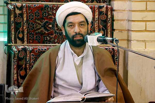 کرسی تلاوت نفحات القرآن