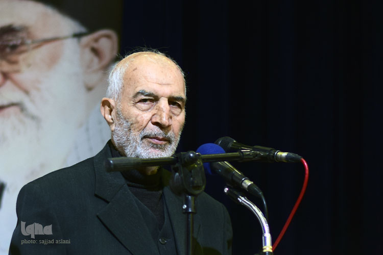 همایش بیشگامان انقلاب اسلامی در روز جمعه 13 بهمن در سالن اجتماعات صدا و سیمای مرکز اصفهان برگزار شد