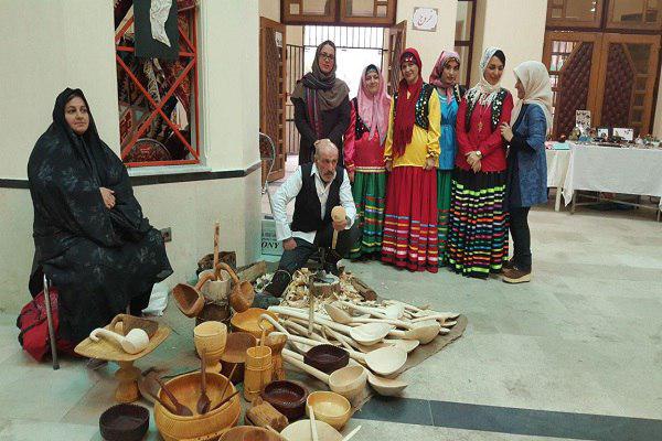 برپایی نمایشگاه صنایع دستی، هنرهای سنتی و سوغات در بابلسر برپایی نمایشگاه صنایع دستی، هنرهای سنتی و سوغات در بابلسر