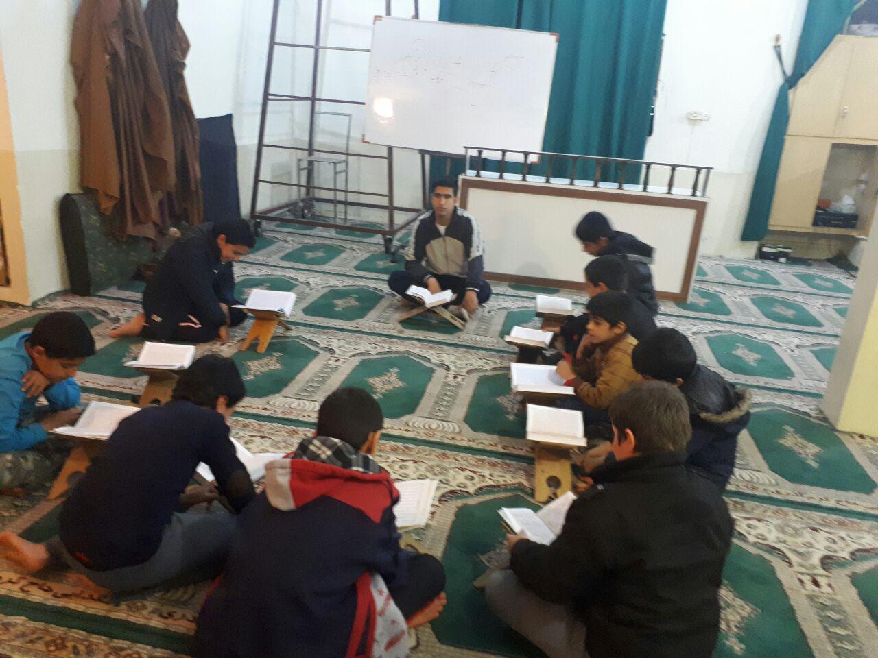 گزارش تصویری آموزش قرآن در مناطق محروم خرم&zwnj;آباد