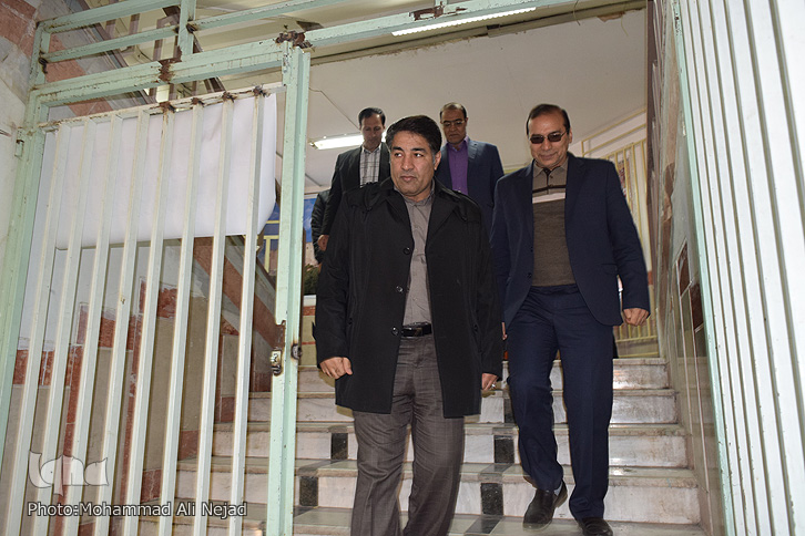 بازدید مدیرکل آموزش و پرورش از روند برگزاری مسابقات قرآن دانش&lrm;آموزی