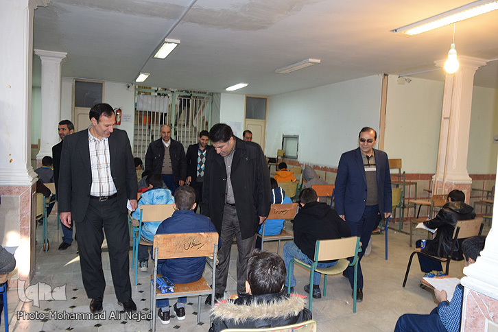 بازدید مدیرکل آموزش و پرورش از روند برگزاری مسابقات قرآن دانش&lrm;آموزی