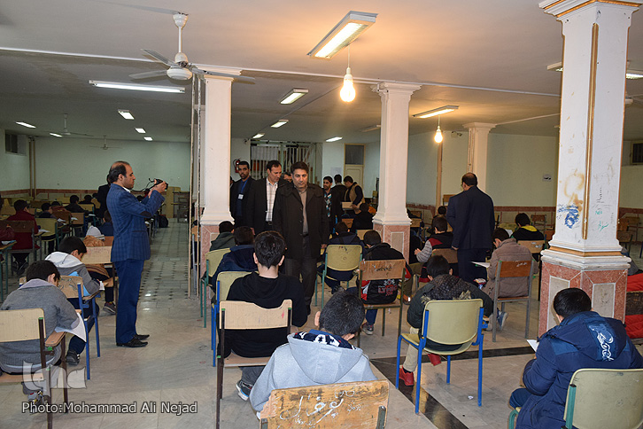 بازدید مدیرکل آموزش و پرورش از روند برگزاری مسابقات قرآن دانش&lrm;آموزی