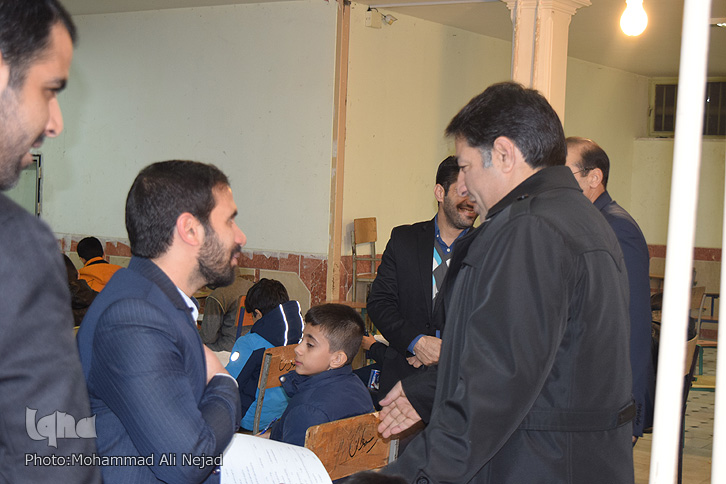 بازدید مدیرکل آموزش و پرورش از روند برگزاری مسابقات قرآن دانش&lrm;آموزی