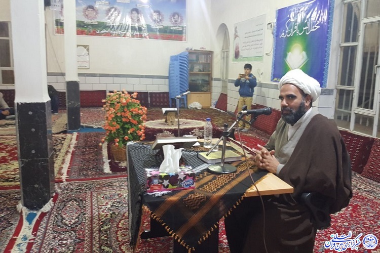 محفل انس با قرآن روستای کروماجان شهرستان کنگاور برگزار شد+تصاویر