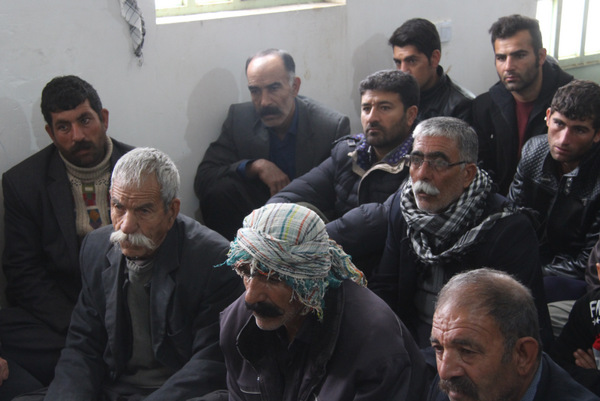 برگزاری &laquo;جشن انقلاب&raquo; در روستای بلوران کوهدشت