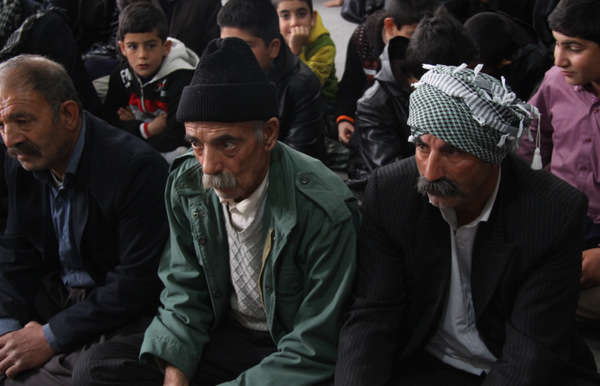 برگزاری &laquo;جشن انقلاب&raquo; در روستای بلوران کوهدشت