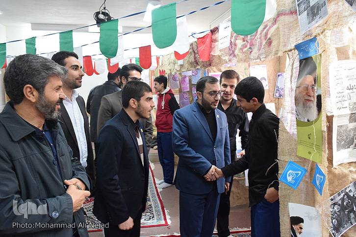 یازدید دبیرکل اتحادیه انجمن&zwnj;های اسلامی از نمایشگاه مدرسه صدرا خرم&zwnj;آباد